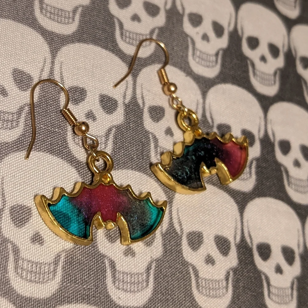 Rainbow Bats Earrings Gold Resin Galaxy Handmade Halloween - Picture 14 of 15